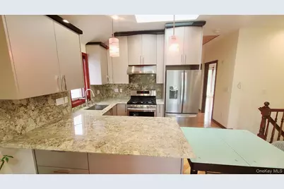 64-47 Dieterle Crescent #2, Rego Park, NY 11374 - Photo 3