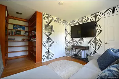 190 Pine Neck Avenue, Patchogue, NY 11772 - Photo 15