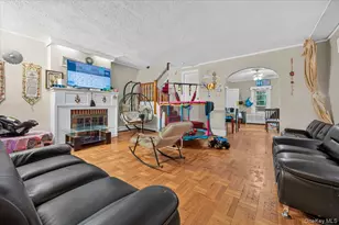 3236 Fish Ave, Bronx, NY 10469 - Photo 17