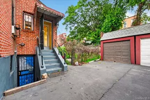 3236 Fish Ave, Bronx, NY 10469 - Photo 31