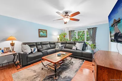 74 Bon Aire Circle #Q12, Suffern, NY 10901 - Photo 5