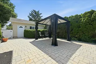 672 Westbury Ave, Westbury, NY 11590 - Photo 35