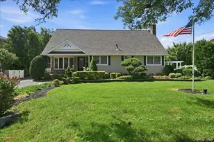 672 Westbury Ave, Westbury, NY 11590 - Photo 3