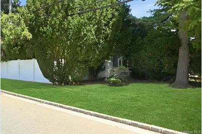 635 Whittier Street, Westbury, NY 11590 - Photo 5