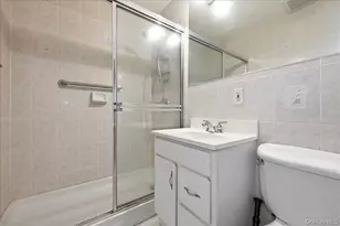 635 Whittier St, Westbury, NY 11590 - Photo 11