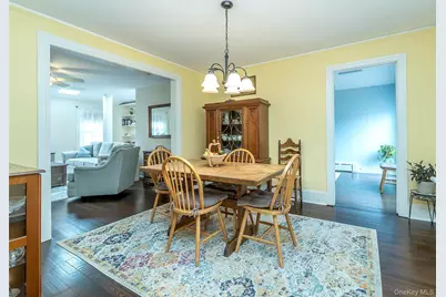1 Raymond Street, Glen Cove, NY 11542 - Photo 9