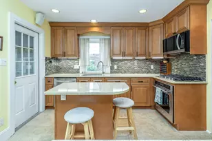 1 Raymond St, Glen Cove, NY 11542 - Photo 11