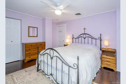 1 Raymond Street, Glen Cove, NY 11542 - Photo 21