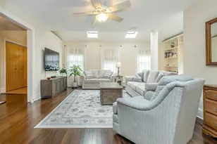 1 Raymond St, Glen Cove, NY 11542 - Photo 5