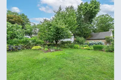 1 Raymond Street, Glen Cove, NY 11542 - Photo 29