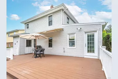 1 Raymond Street, Glen Cove, NY 11542 - Photo 27