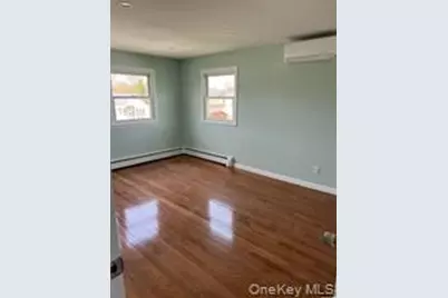 23 Jamaica Avenue, Plainview, NY 11803 - Photo 5