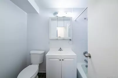 7 Lake Street #8-L, White Plains, NY 10603 - Photo 15