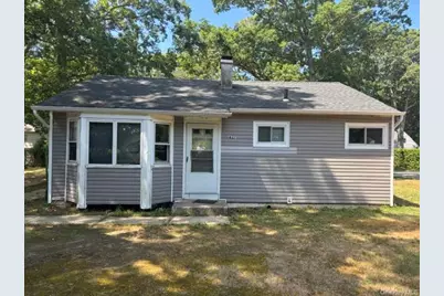 427 Doctors Path, Riverhead, NY 11901 - Photo 1