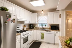 42-50 248th St, Little Neck, NY 11363 - Photo 5