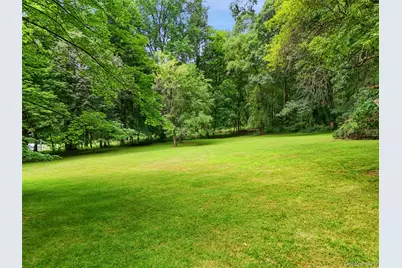 2440 Saw Mill River Road, Yorktown Heights, NY 10598 - Photo 29