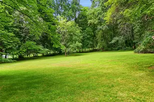 2440 Saw Mill River Rd, Yorktown Heights, NY 10598 - Photo 29