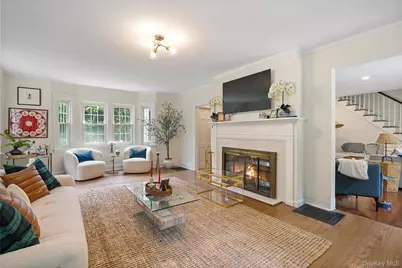 2440 Saw Mill River Road, Yorktown Heights, NY 10598 - Photo 11