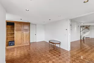 100 Hilton Ave, Garden City, NY 11530 - Photo 19