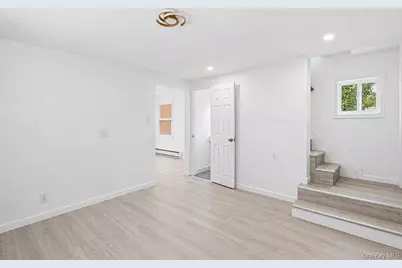 44 Broadway, Hamilton Beach, NY 11414 - Photo 9