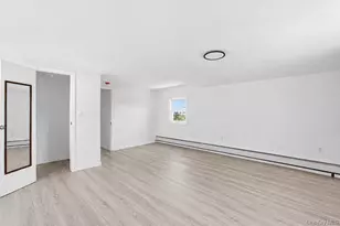 44 Broadway, Hamilton Beach, NY 11414 - Photo 15