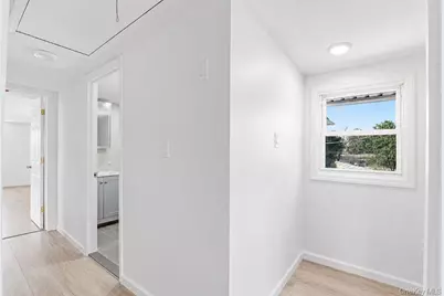 44 Broadway, Hamilton Beach, NY 11414 - Photo 19