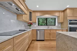 66 Chestnut Hill, Roslyn, NY 11576 - Photo 17