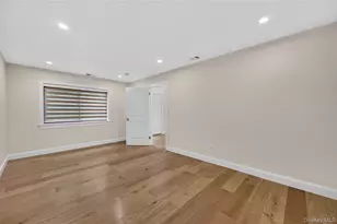 66 Chestnut Hill, Roslyn, NY 11576 - Photo 23