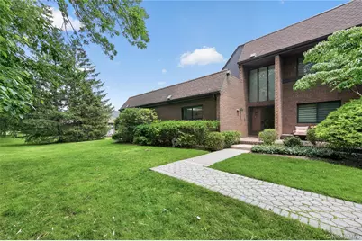66 Chestnut Hill, Roslyn, NY 11576 - Photo 1