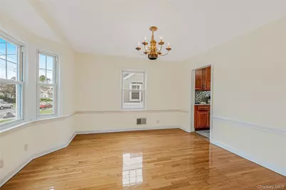 53 Holly Street, Yonkers, NY 10704 - Photo 17
