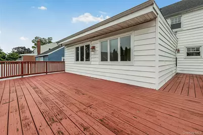 53 Holly Street, Yonkers, NY 10704 - Photo 23