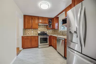 53 Holly Street, Yonkers, NY 10704 - Photo 3