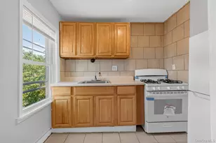 155 Chambers St, Newburgh, NY 12550 - Photo 7
