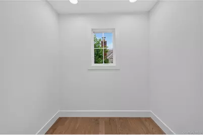 238 N Oak Street, Massapequa, NY 11758 - Photo 39
