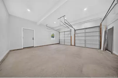 139 Miller Avenue, Amityville, NY 11701 - Photo 27