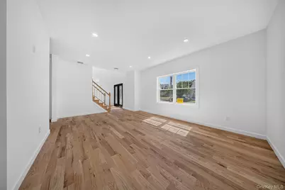 139 Miller Avenue, Amityville, NY 11701 - Photo 7