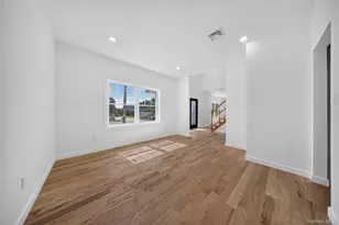 139 Miller Ave, Amityville, NY 11701 - Photo 5