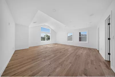 139 Miller Avenue, Amityville, NY 11701 - Photo 15