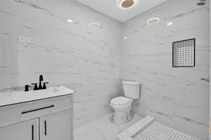 139 Miller Ave, Amityville, NY 11701 - Photo 23