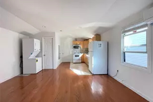 42-05 249th St, Little Neck, NY 11363 - Photo 3