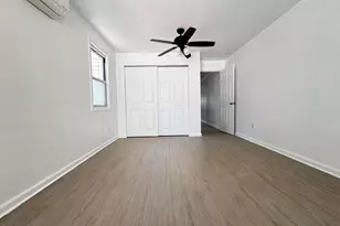 42-05 249th St, Little Neck, NY 11363 - Photo 19