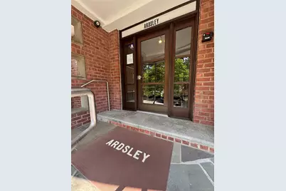235 Garth Road #A6F, Scarsdale, NY 10583 - Photo 1