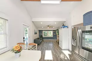 33 Robin Rd, Rocky Point, NY 11778 - Photo 5