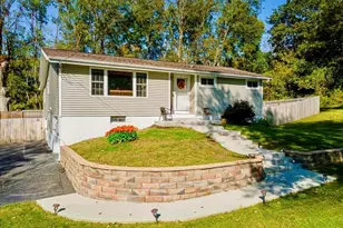 63 Martin Rd, Pleasant Valley, NY 12569 - Photo 3