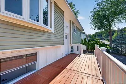 42 Crestwood Lane, Farmingville, NY 11738 - Photo 13