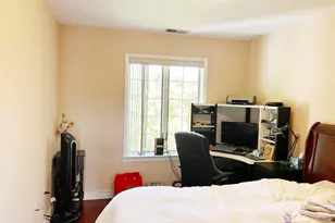 24232 Oak Park Dr, Little Neck, NY 11362 - Photo 9