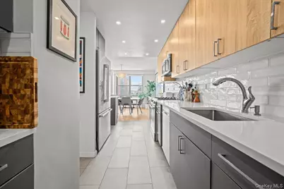 2500 Johnson Avenue #11P, Bronx, NY 10463 - Photo 9