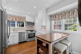 96 Huntington Rd, Garden City, NY 11530 - Photo 7