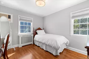 96 Huntington Rd, Garden City, NY 11530 - Photo 17