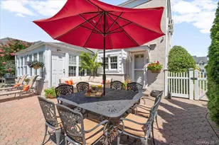 96 Huntington Rd, Garden City, NY 11530 - Photo 23